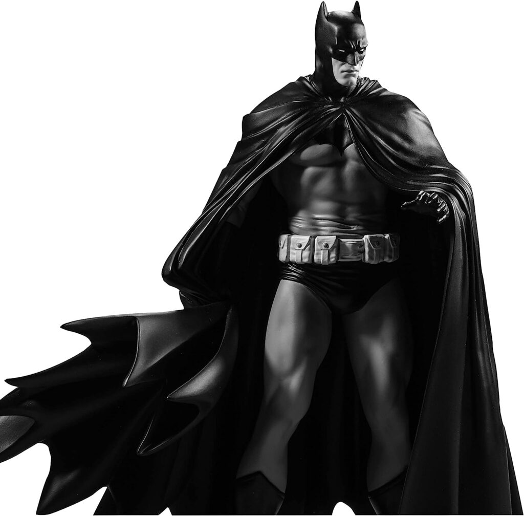 McFarlane Toys - DC Direct Batman by Lee Weeks (Batman Black White) Statue