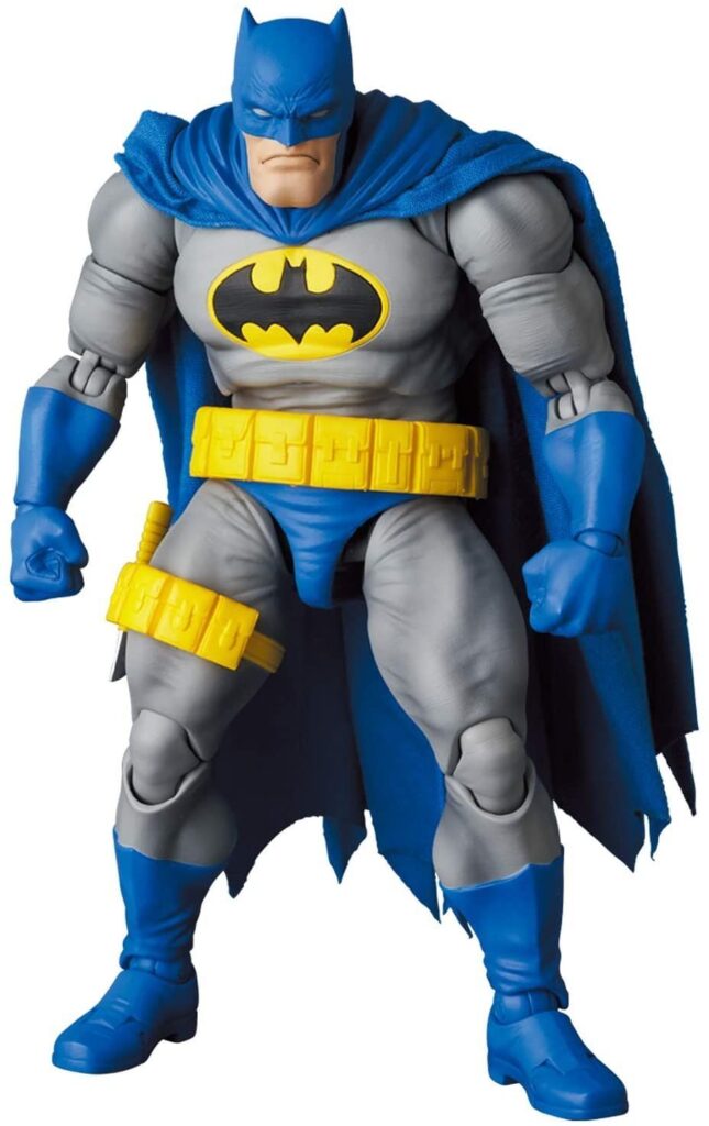 MAFEX Batman: The Dark Knight Returns Edition Articulation and Poseability