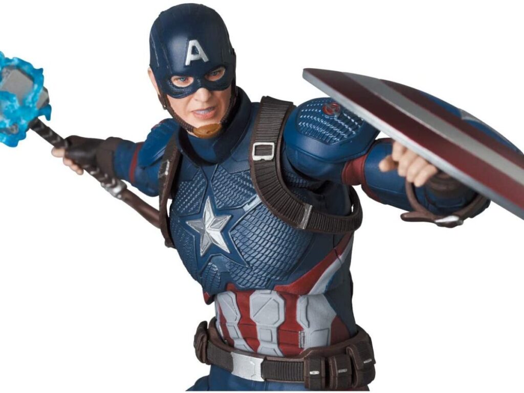 Mafex Captain America: The Ultimate Figure Praising the Mafex Captain America